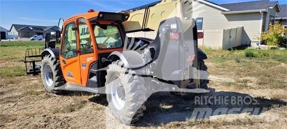 JLG 742 Teleskopiskie manipulatori