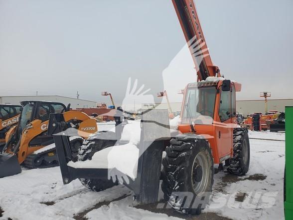 SkyTrak 10054 Teleskopiskie manipulatori