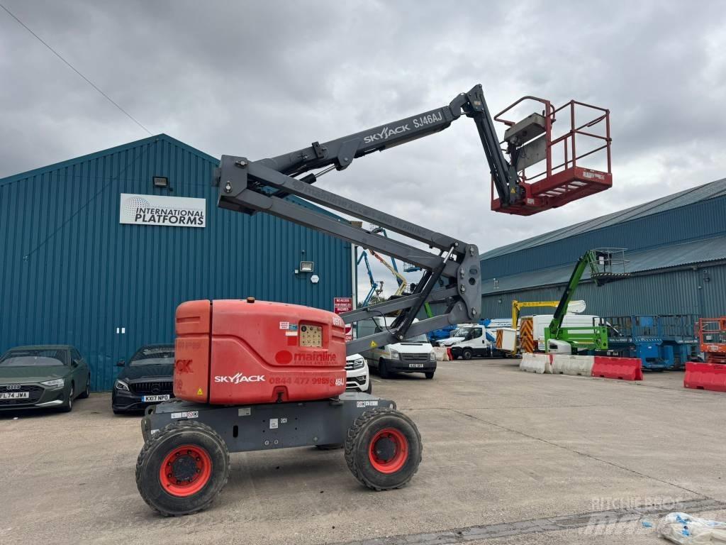 SkyJack SJ 46 AJ Strēles pacēlāji