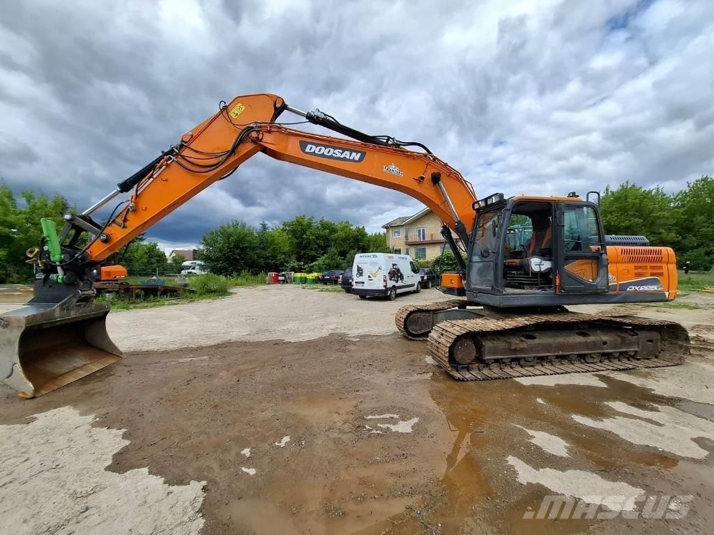 Doosan DX 225 LC-5 Kāpurķēžu ekskavatori