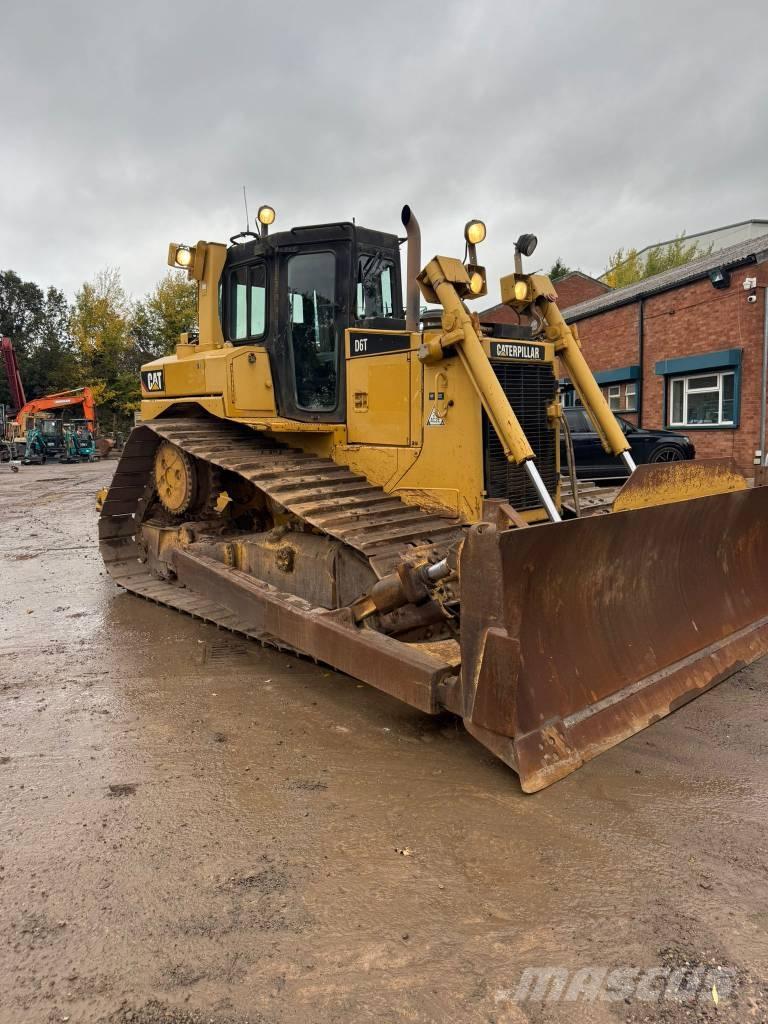 CAT D 6 T LGP Kāpurķēžu buldozeri