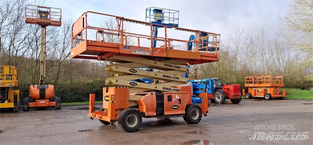 JLG 4394RT Šķerveida pacēlāji
