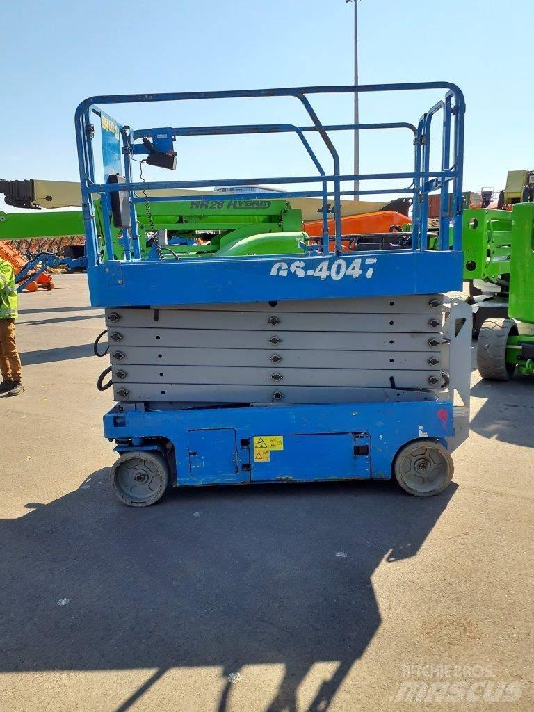 GENIE GS4047 Šķerveida pacēlāji