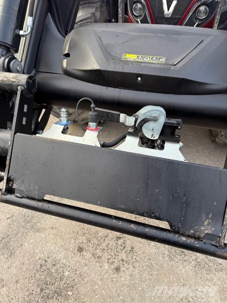 Valtra T234 Traktori