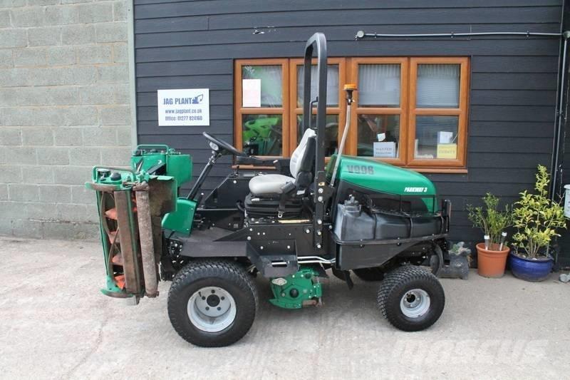 Ransomes Parkway3 Mauriņa traktors