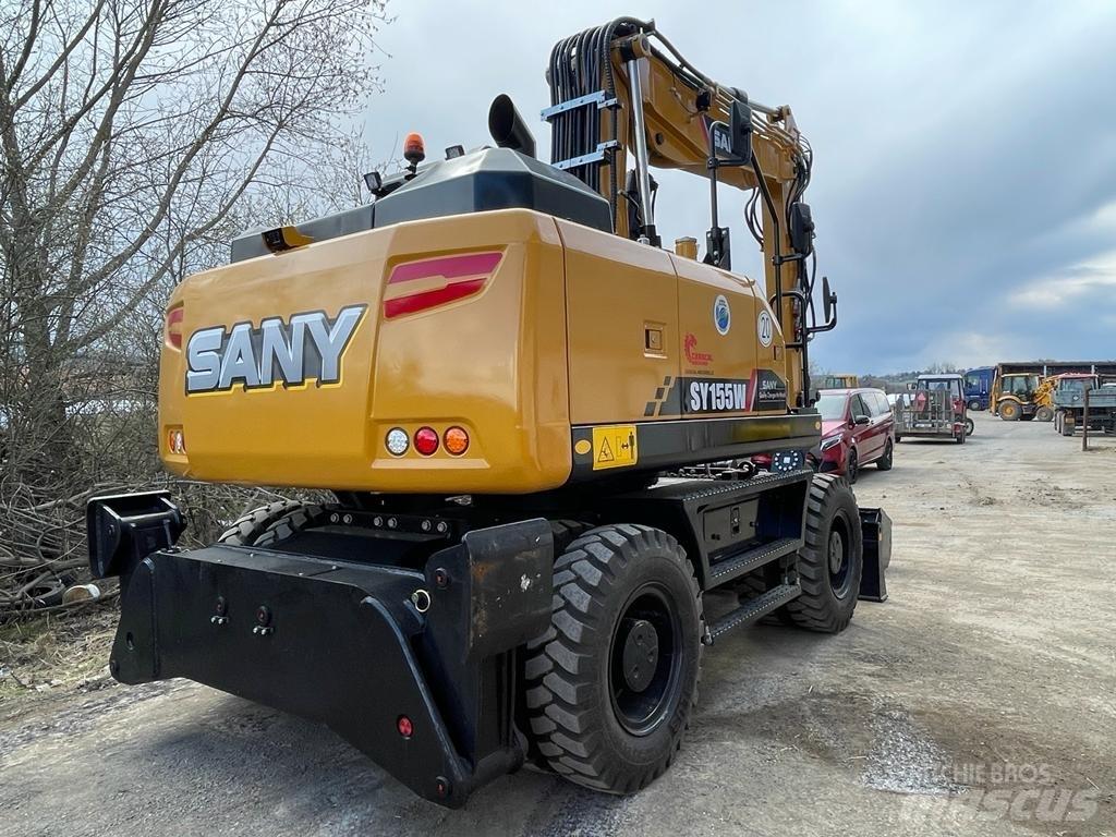 Sany SY155W Ekskavatori uz riteņiem