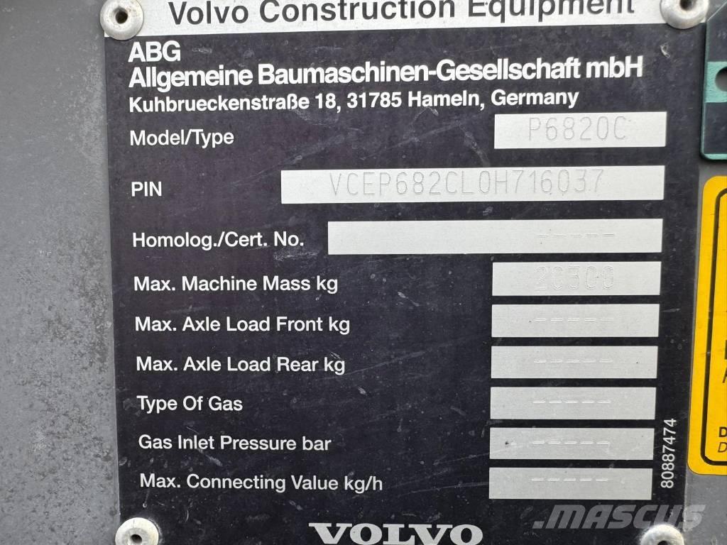 Volvo P 6820 C Asfalta klājēji