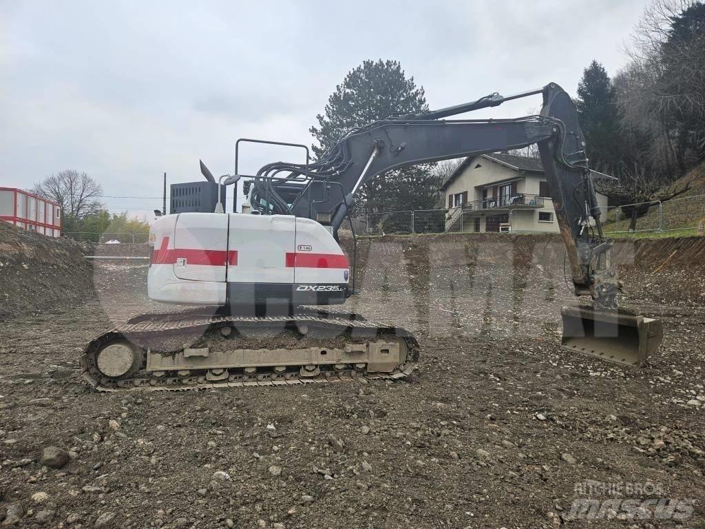 Doosan DX 235 LCR Kāpurķēžu ekskavatori