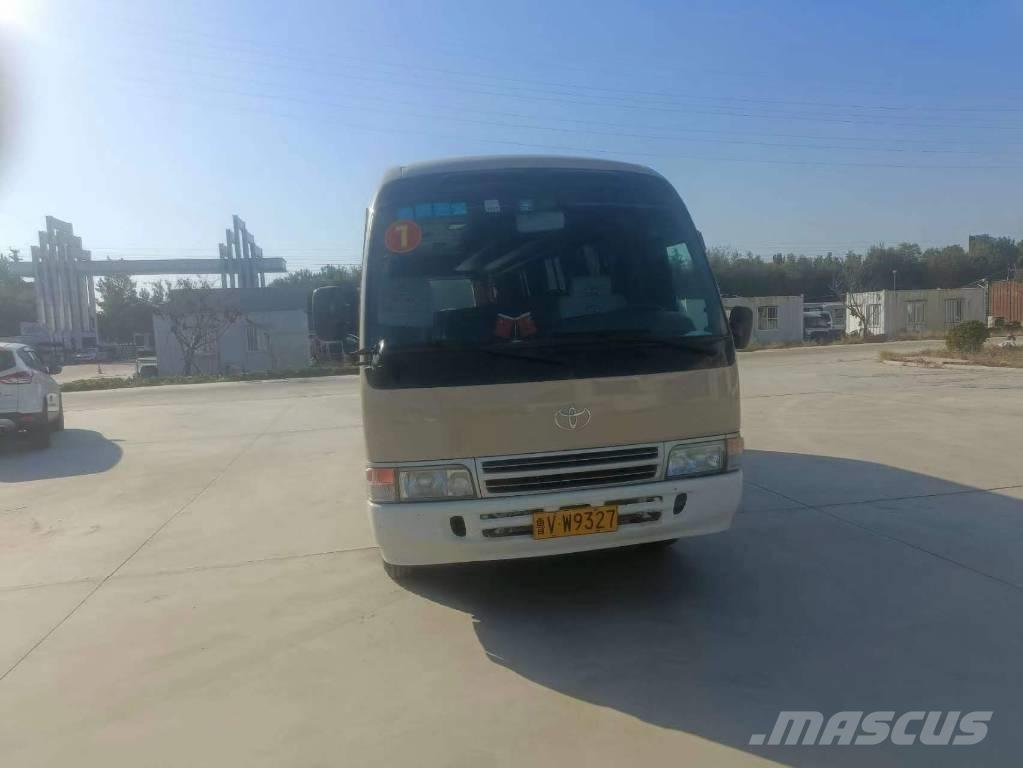 Toyota Coaster Bus Mikroautobusi