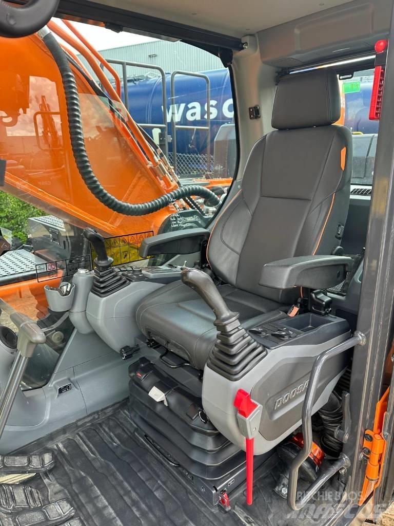 Doosan DX 350 NLC-7 Kāpurķēžu ekskavatori