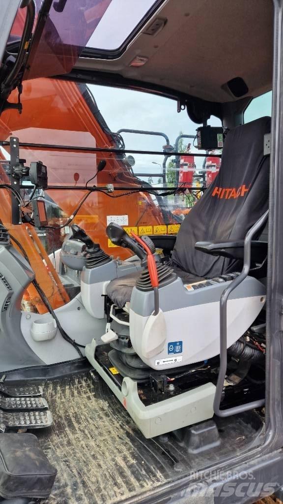 Hitachi ZX250LC-6 Kāpurķēžu ekskavatori