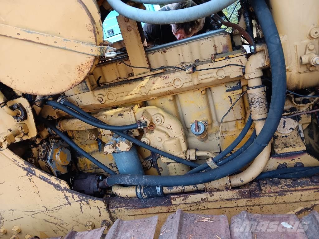 CAT D 5 B LGP Kāpurķēžu buldozeri