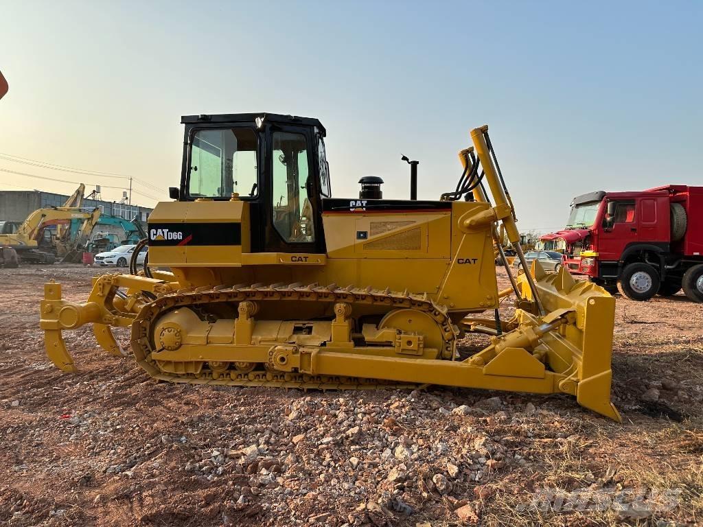 CAT D 6 G Kāpurķēžu buldozeri
