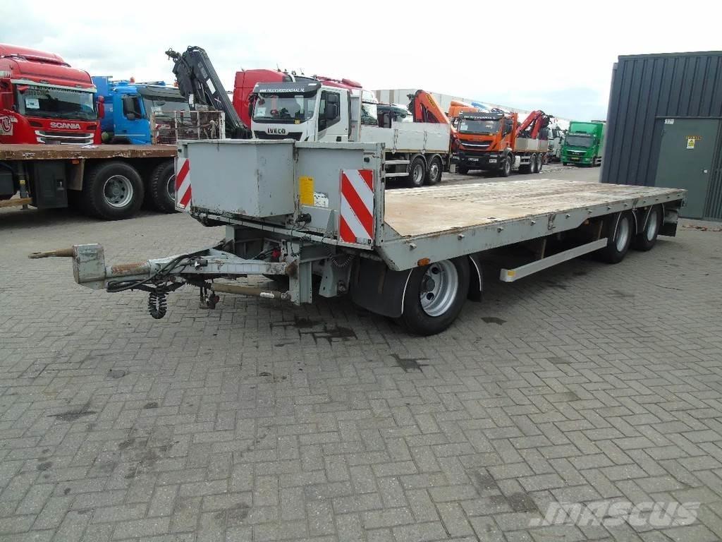 LAG 3 AXLE Platformas/izkraušana no sāniem