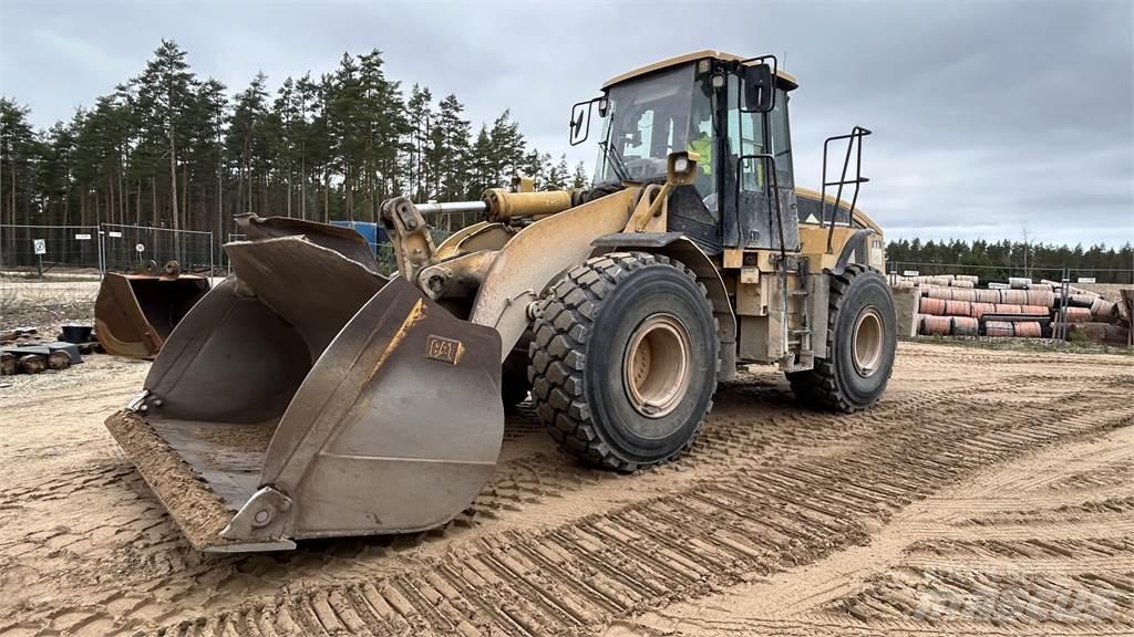 CAT 962H Iekrāvēji uz riteņiem