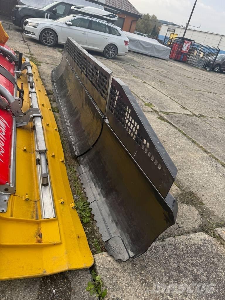 Kässbohrer PB 300 W Sniega traktori