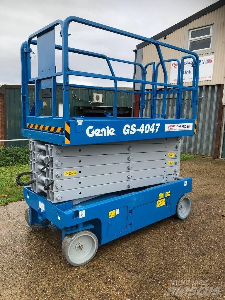 Genie GS 4047 Šķerveida pacēlāji