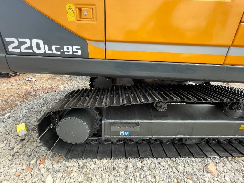 Hyundai 220 Kāpurķēžu ekskavatori