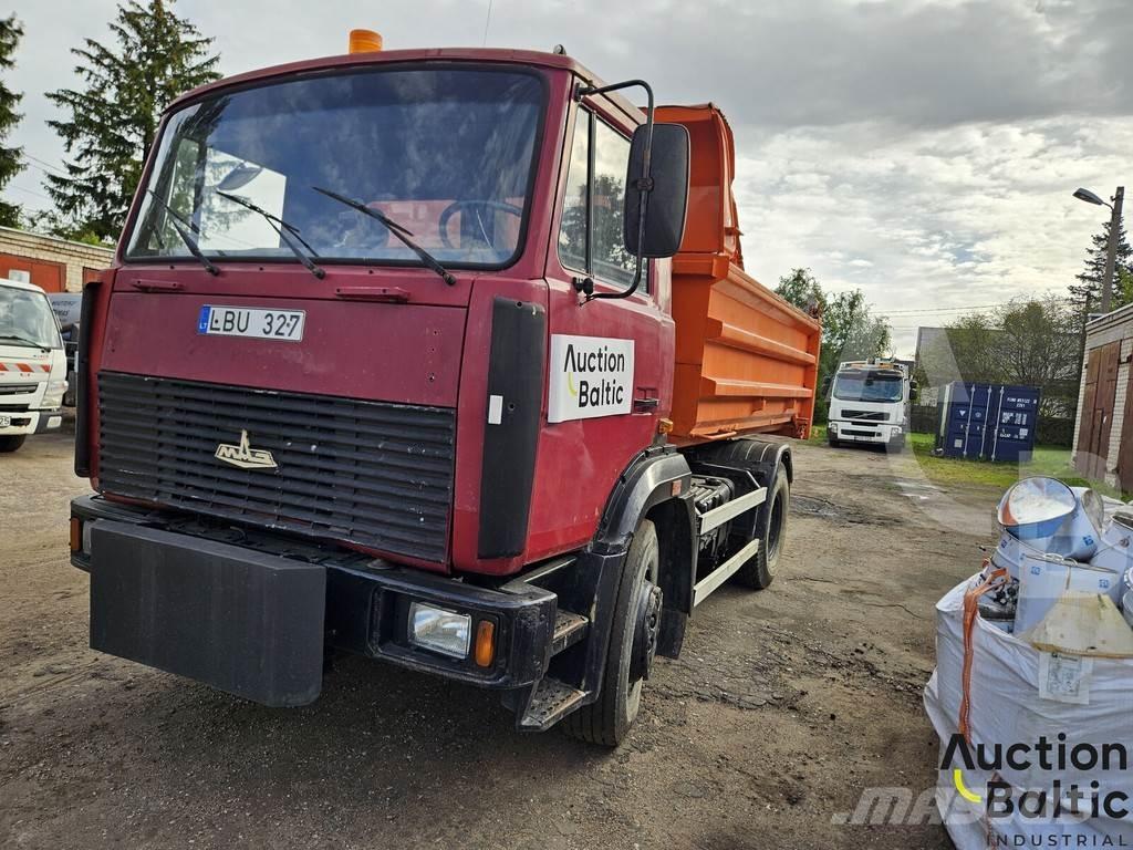 MAZ 555131 Pašizgāzējs