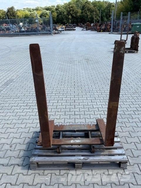Volvo USED FORKS Dakšas