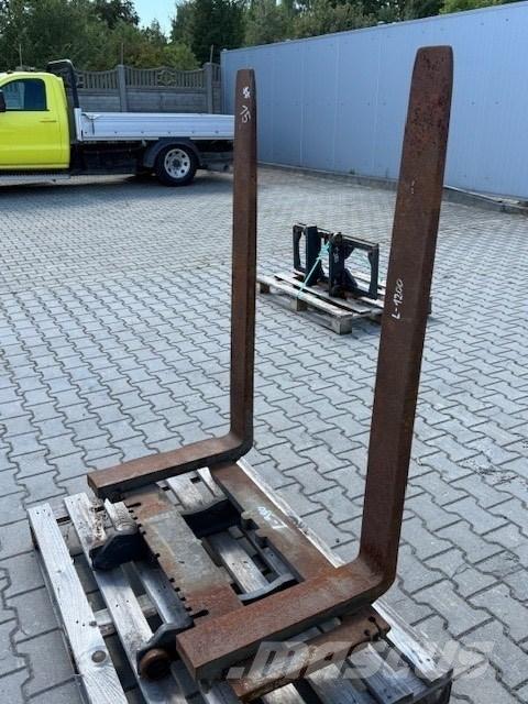 Volvo USED FORKS Dakšas