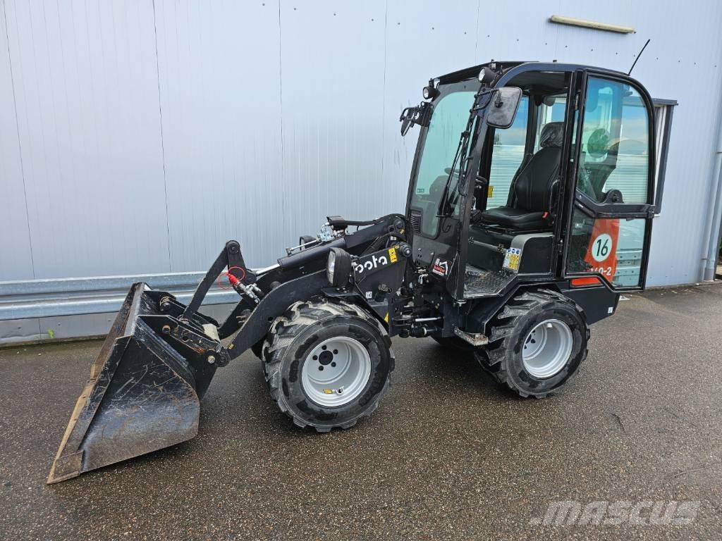 Kubota RT160-2 Iekrāvēji uz riteņiem