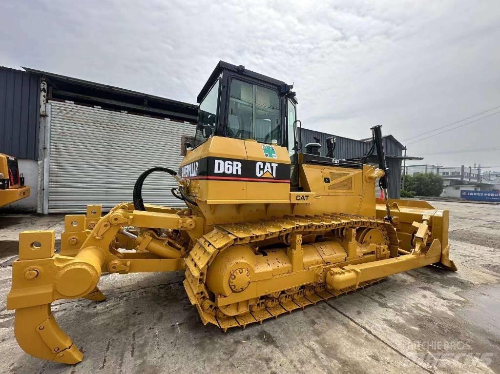 CAT D 6 R Kāpurķēžu buldozeri