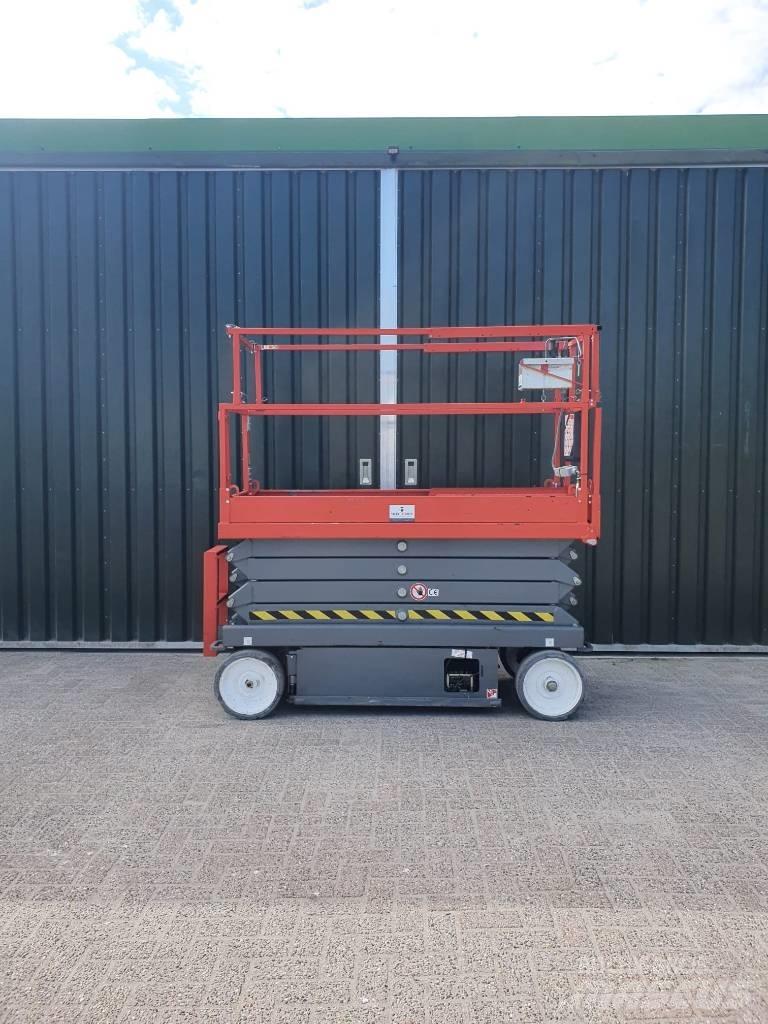 SkyJack SJ III 3226 Šķerveida pacēlāji