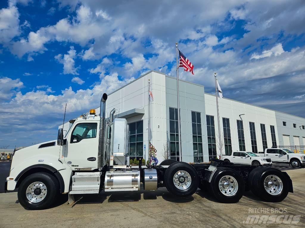 Kenworth T 880 Vilcēji