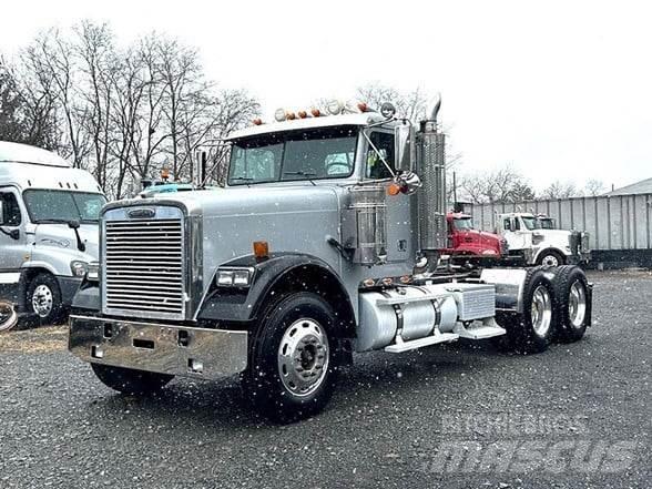 Freightliner FLD120 Vilcēji