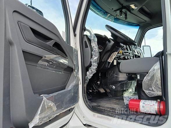 Kenworth T480 Pašizgāzējs