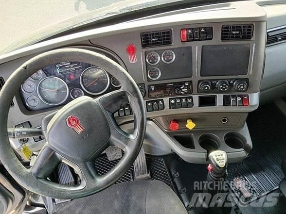 Kenworth T680 Vilcēji