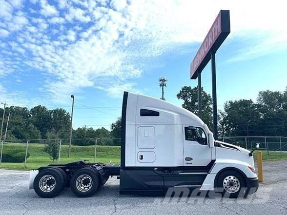 Kenworth T680 Vilcēji
