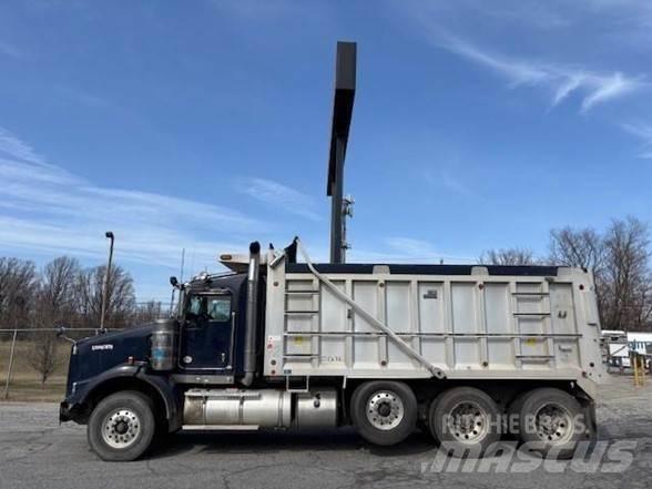 Kenworth T800 Pašizgāzējs