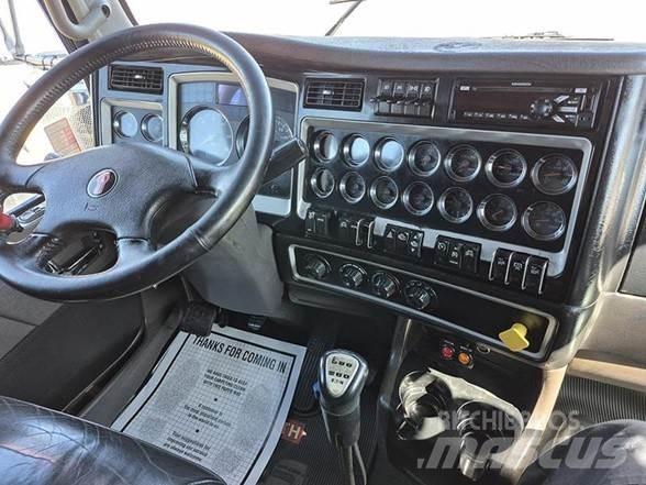 Kenworth T800 Pašizgāzējs