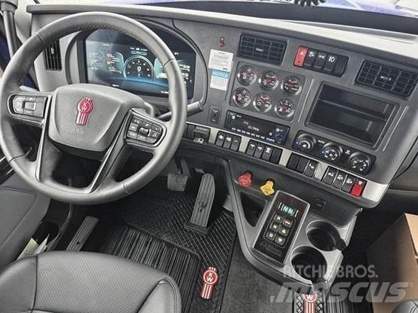 Kenworth T880 Pašizgāzējs