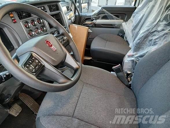 Kenworth T880 Pašizgāzējs