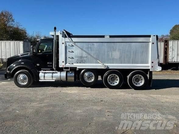 Kenworth T880 Pašizgāzējs