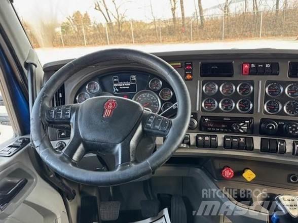 Kenworth T880 Pašizgāzējs