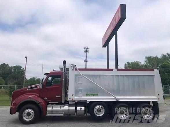 Kenworth T880 Pašizgāzējs