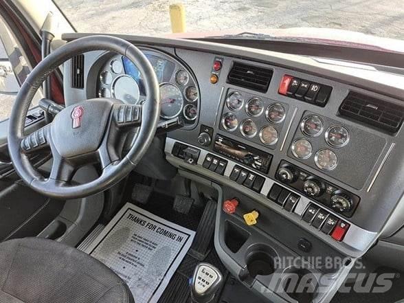 Kenworth T880 Pašizgāzējs