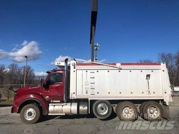 Kenworth T880 Pašizgāzējs