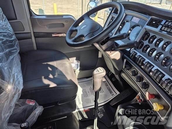 Kenworth W900 Pašizgāzējs