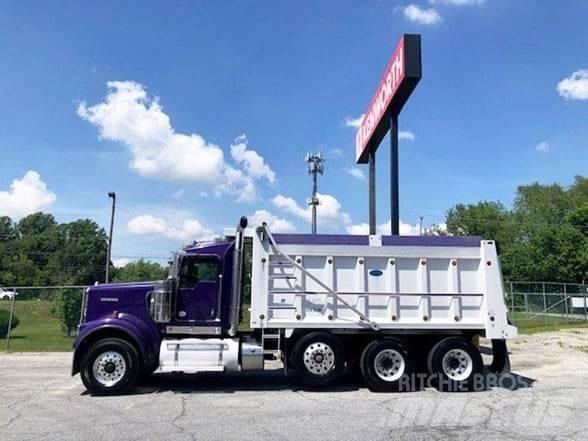 Kenworth W900B Pašizgāzējs