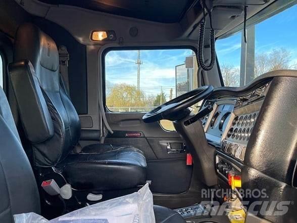 Kenworth W900B Pašizgāzējs