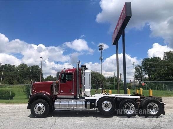 Kenworth W900B Vilcēji