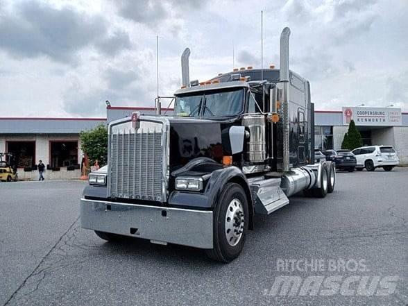 Kenworth W900L Vilcēji