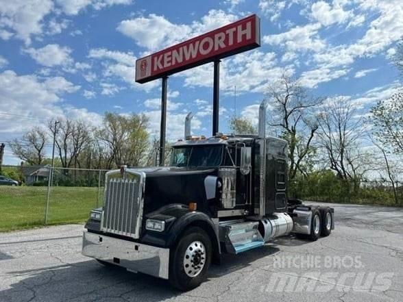 Kenworth W900L Vilcēji