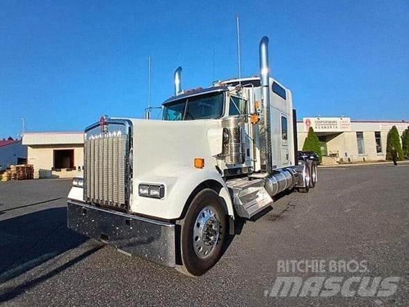 Kenworth W900L Vilcēji