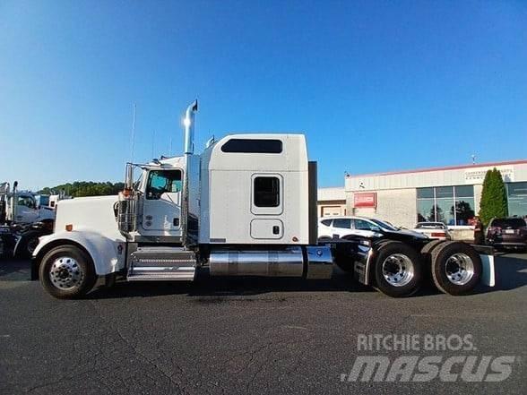 Kenworth W900L Vilcēji